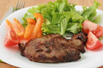 fried beef with vegetables