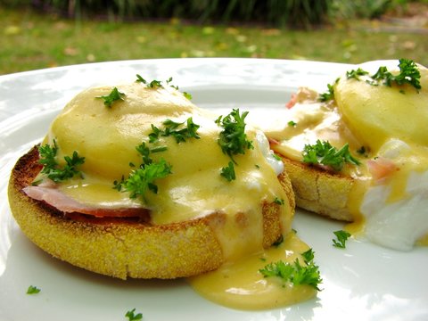 Eggs Benedict