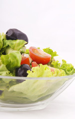 salad with tomato and lettuce