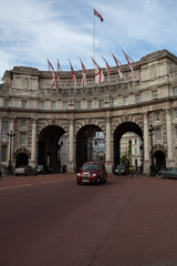 Naklejka premium admiralty arc