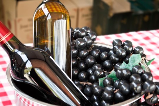 Vino y uvas