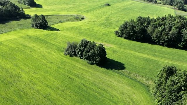 vid&eacute;o verte prairie vue du ciel