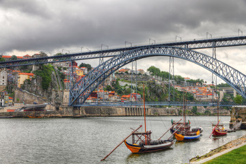 bridge Ponte dom Luis, Oporto, Portuga