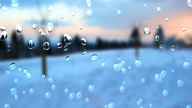 Regentropfen Tauwetter  Fr&uuml;hling