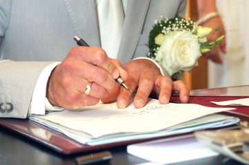 Signing Wedding contract