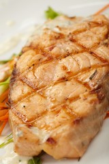 Fish steak with vegetables