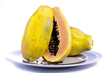 papaya fruit sliced