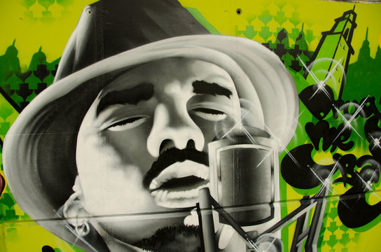 Fototapeta Grafiti chico cantando