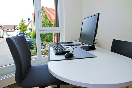 Modernes B&uuml;ro