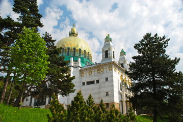 Fototapeta na wymiar Kościół w stylu Art Nouveau, Golden Cupola, Wiedeń