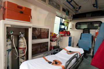 inside of an ambulance - obrazy, fototapety, plakaty