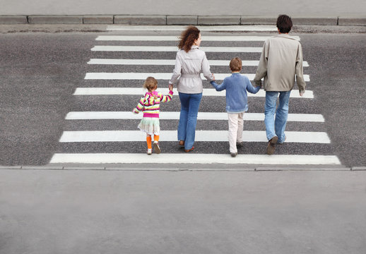 School kids crossing the road Stock Vector Images - Alamy