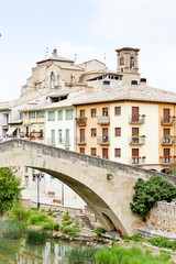 Fototapeta premium San Miguel church with bridge Puente de la Carcel, Estella,Spain
