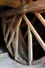 Zabytkowe koło © Grzegorz Polak