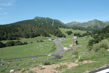 Fototapeta na wymiar Station de mijanès,Pyrénées ariègeoises