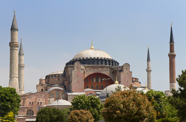Fototapeta na wymiar Famous Hagia Sophia under a blue sky