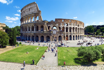 Fototapeta na wymiar Piazza del Colosseo, Rzym