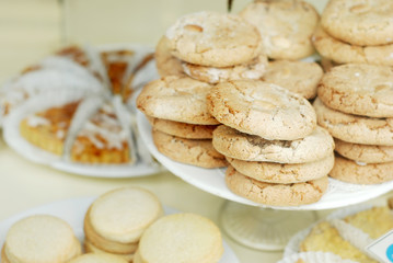 Almond cookies very shallow DOF