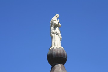 estatua religiosa