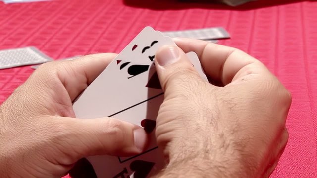 poker, spillare le carte