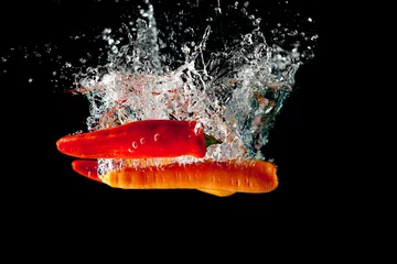 Kussenhoes Spaanse pepers en wortelen Water Splash © akulamatiau
