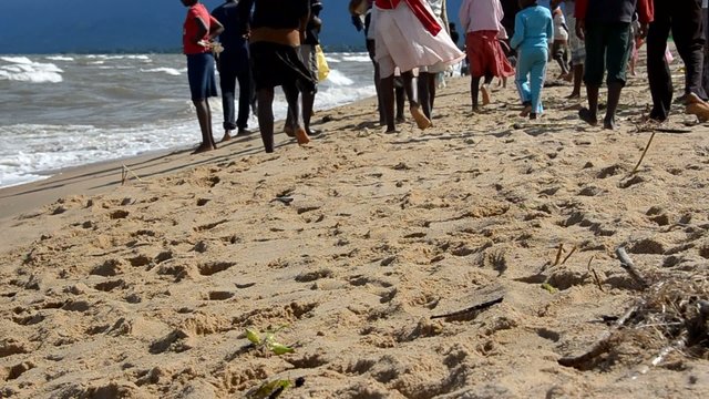 bambini sulla spiaggia