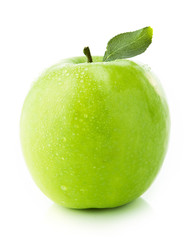 belle pomme verte sur fond blanc