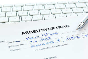 Arbeitsvertrag in deutscher Sprache