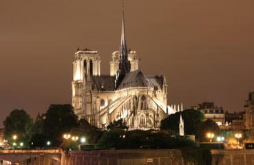 Notre Dame de Paris - la nuit