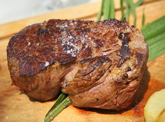 Filet de boeuf grillé