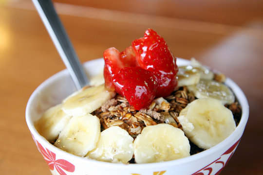 acai na tigela