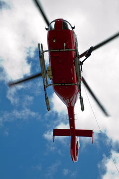 Helicopter whit hoist