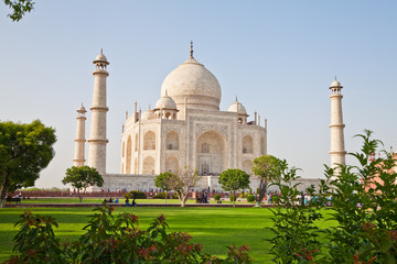 Taj Mahal located in Agra 6