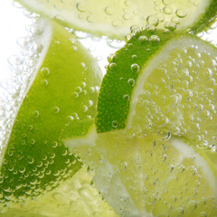 Getränk mit Zitrone - Lemon - Limette