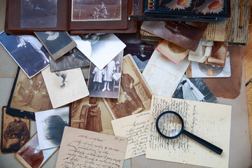 Old photos, letters and albums - obrazy, fototapety, plakaty
