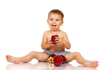 Fototapeta na wymiar boy with apples
