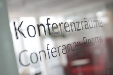 Hinweis Konferenzräume mit selektiver Schärfe