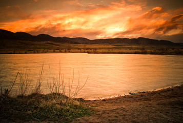 Sunset along lake Chatfield