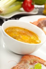 Vegetable soup with shrimps