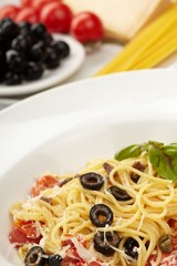 Spaghetti with vegetables