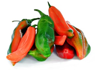 Pimientos verdes y rojos