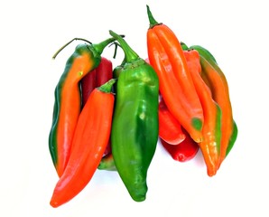 Pimientos verdes y rojos