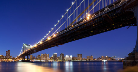 Fototapeta na wymiar Manhattan Bridge w Nowym Jorku