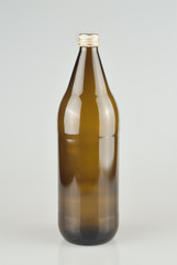 Botella de cerveza vacía