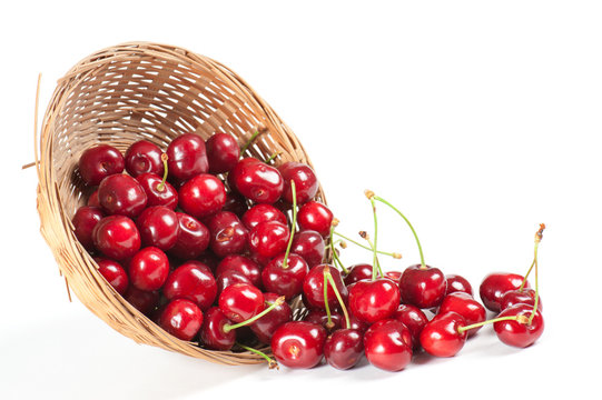 basket with cherries