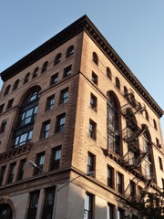 angolo di un edificio americano