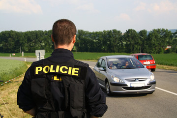 Copper stops the car