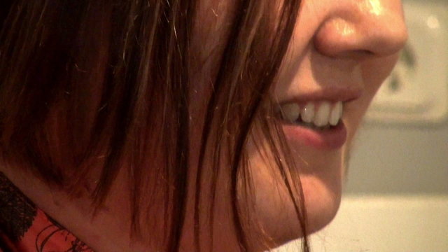 Lip singing girls