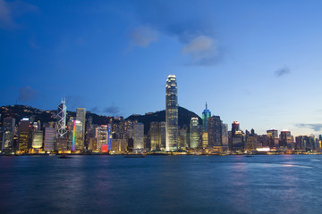 Fototapeta na wymiar Hong Kong harbour at night