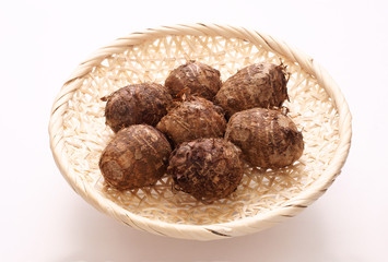 里芋（300g）